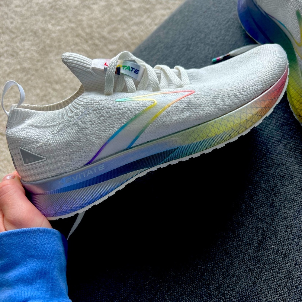 Brooks Levitate StealthFit 5
